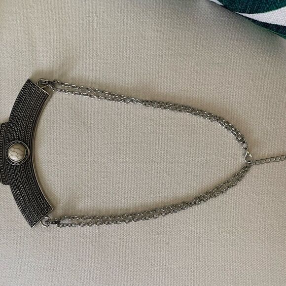 Howlite Natural Stone Necklace Silver Chain - Picture 2 of 4